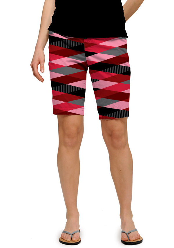 Fairway Fore Shades of Red Women's Bermuda Short - MTO